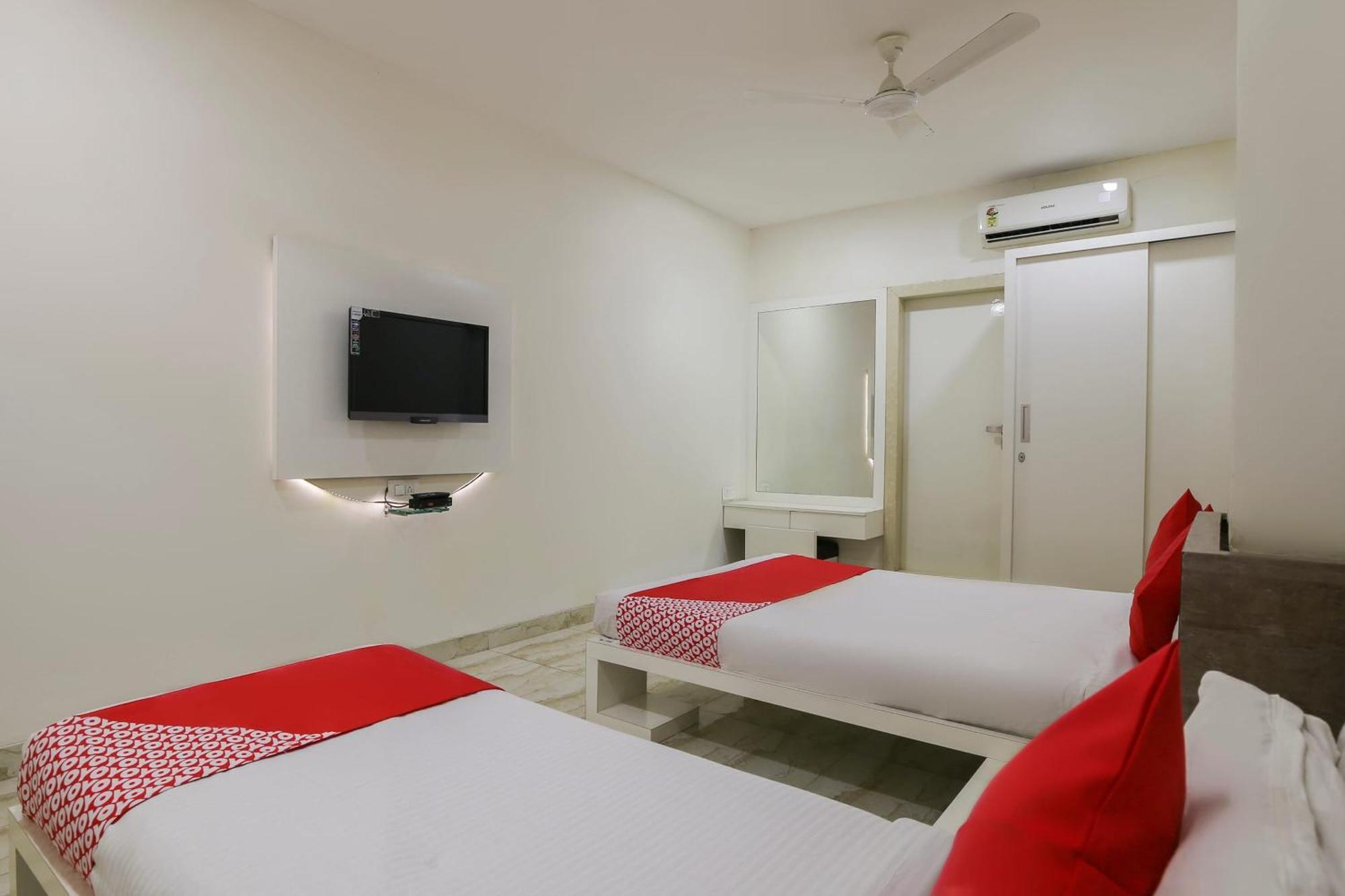 Hotel O Shiv Vatika Banquet & Rooms Bhatha Kültér fotó